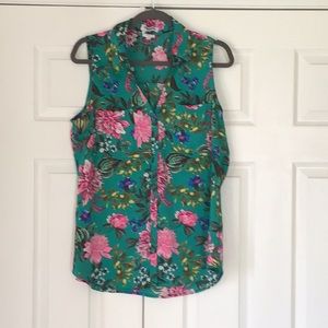 Express Portofino Slim Sleeveless blouse